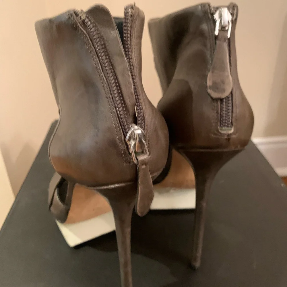 Elegant Green High Heel Ankle Boots - Picture 5 of 8